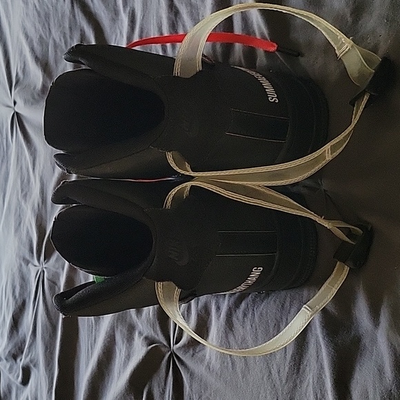 Nike Air Force 1 - Picture 3 of 9